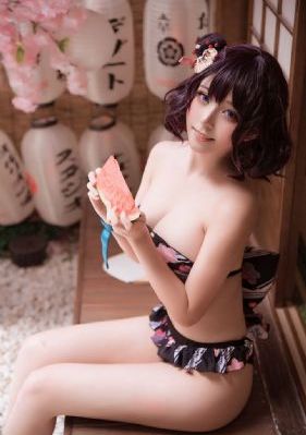扒开粉嫩的小缝末成年小美女_BD国语日本电影免费